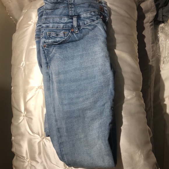 Jeans - Picture 1 of 1